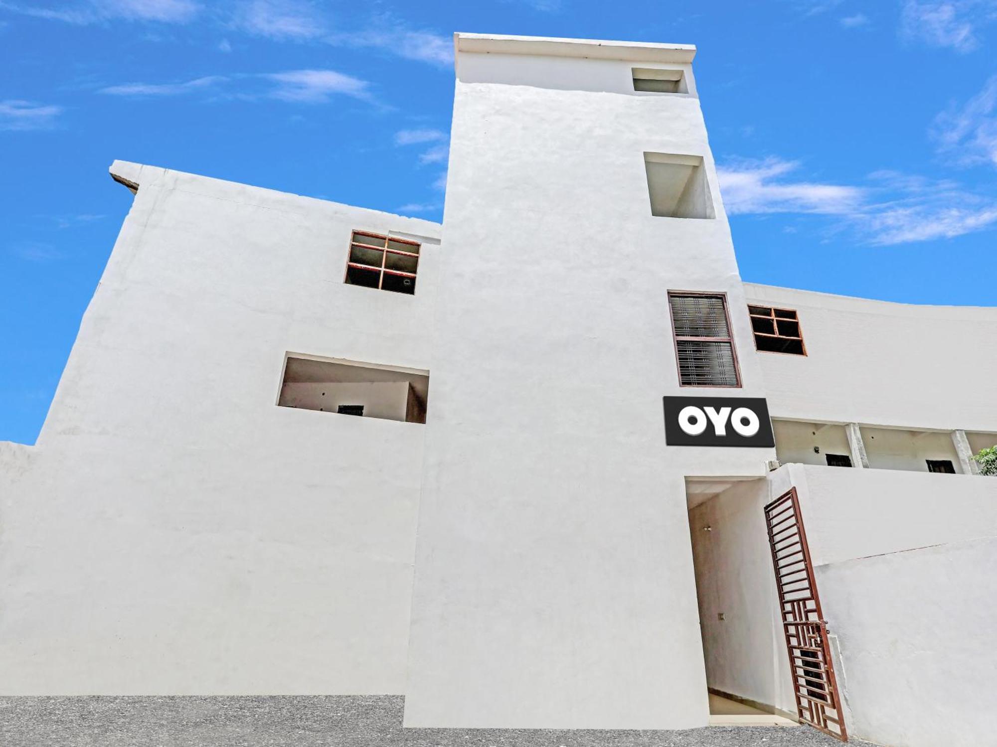 Super Hotel O Easy Stay Inn Лакхнау Экстерьер фото